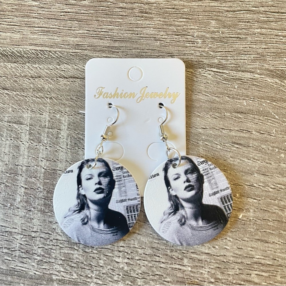 Reputation Dangle Earrings